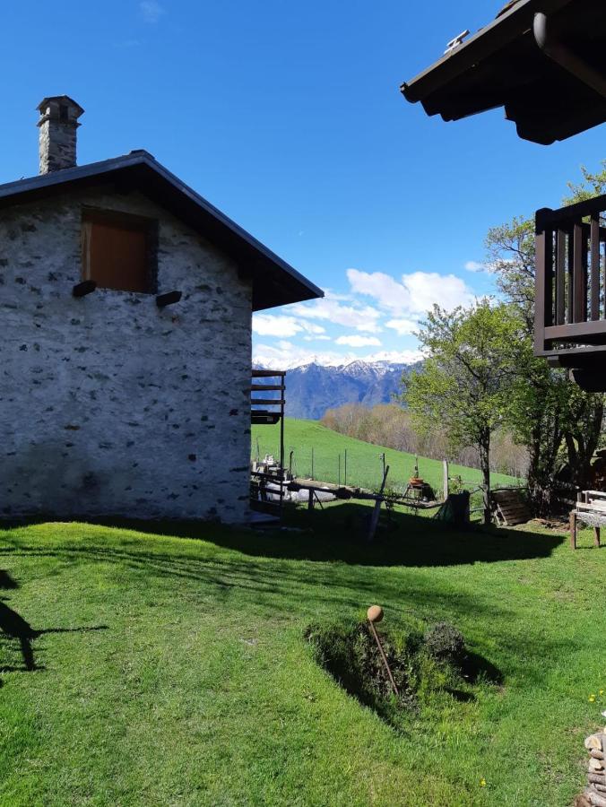 Casa Indipendente Val D'Ayas - Challand Saint Anselme Εξωτερικό φωτογραφία