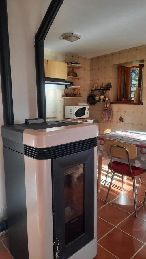 Casa Indipendente Val D'Ayas - Challand Saint Anselme Εξωτερικό φωτογραφία